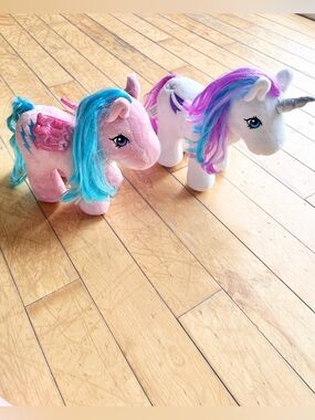 My Little Pony 40th Anniversary Plush Duo – Pegasus (Firefly) & Unicorn (Glory)